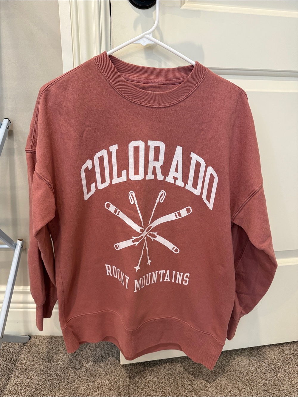 Abercrombie & Fitch Rose Mauve Graphic Crewneck Sweatshirt